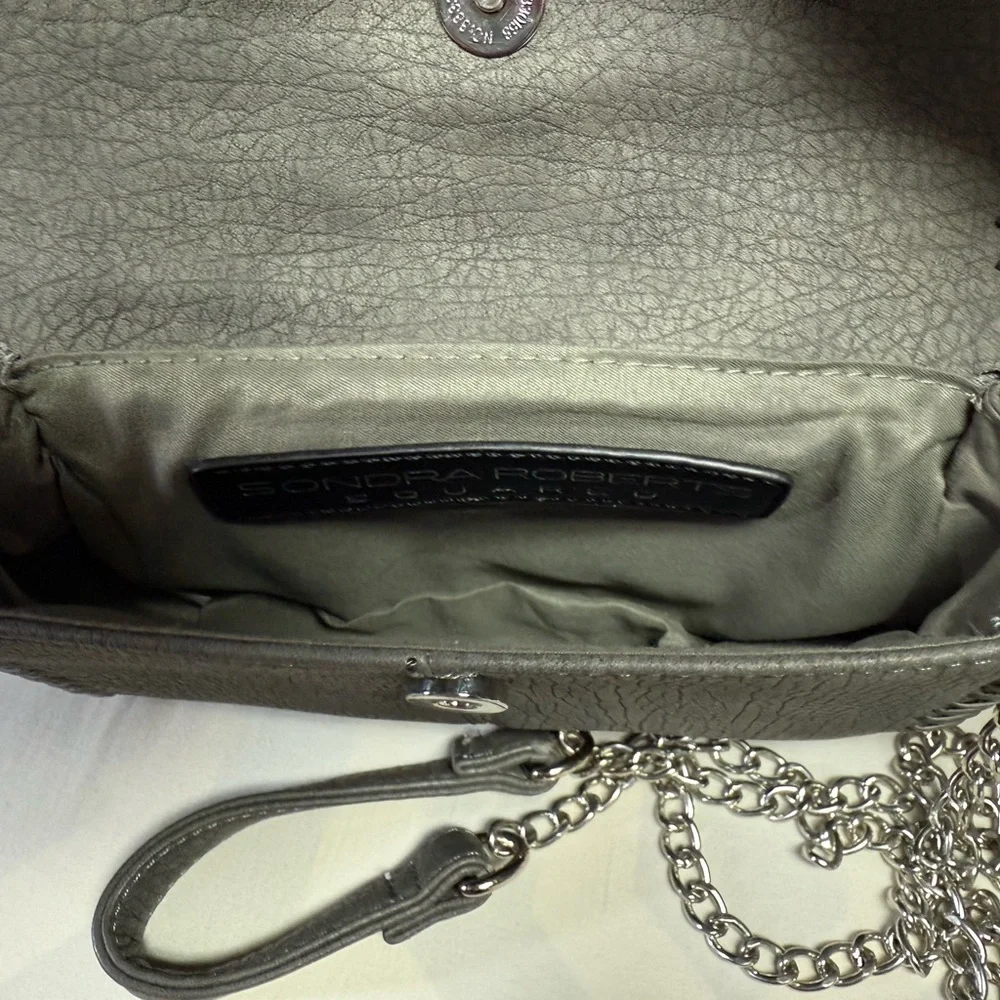 Sondra Roberts Gray Chain Strap Clutch - Picture 3 of 6